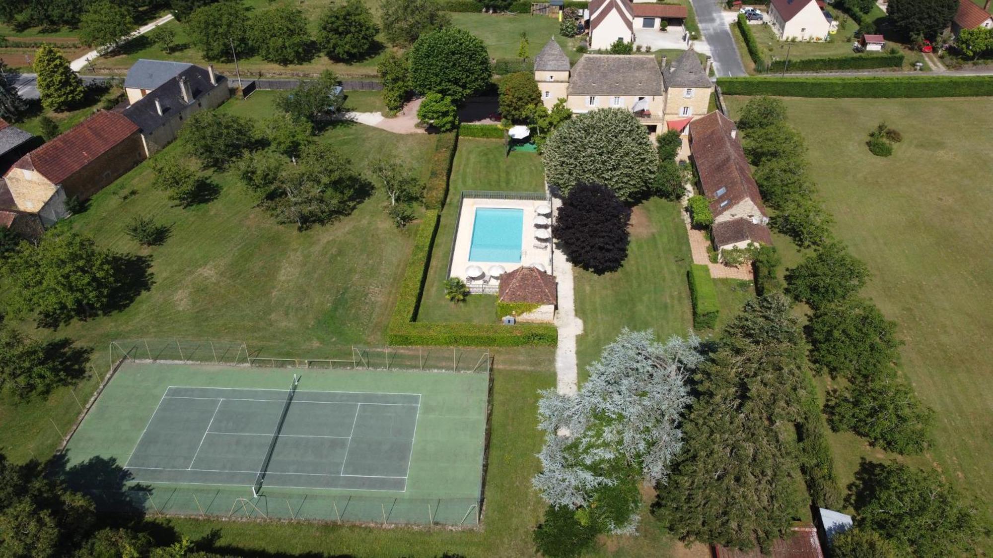 Domaine Jolidetour Climatise, Piscine Et Tennis Prives Hotel Saint-Crépin-et-Carlucet Kültér fotó