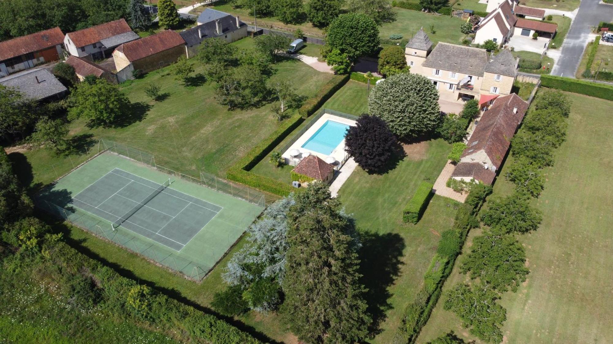 Domaine Jolidetour Climatise, Piscine Et Tennis Prives Hotel Saint-Crépin-et-Carlucet Kültér fotó