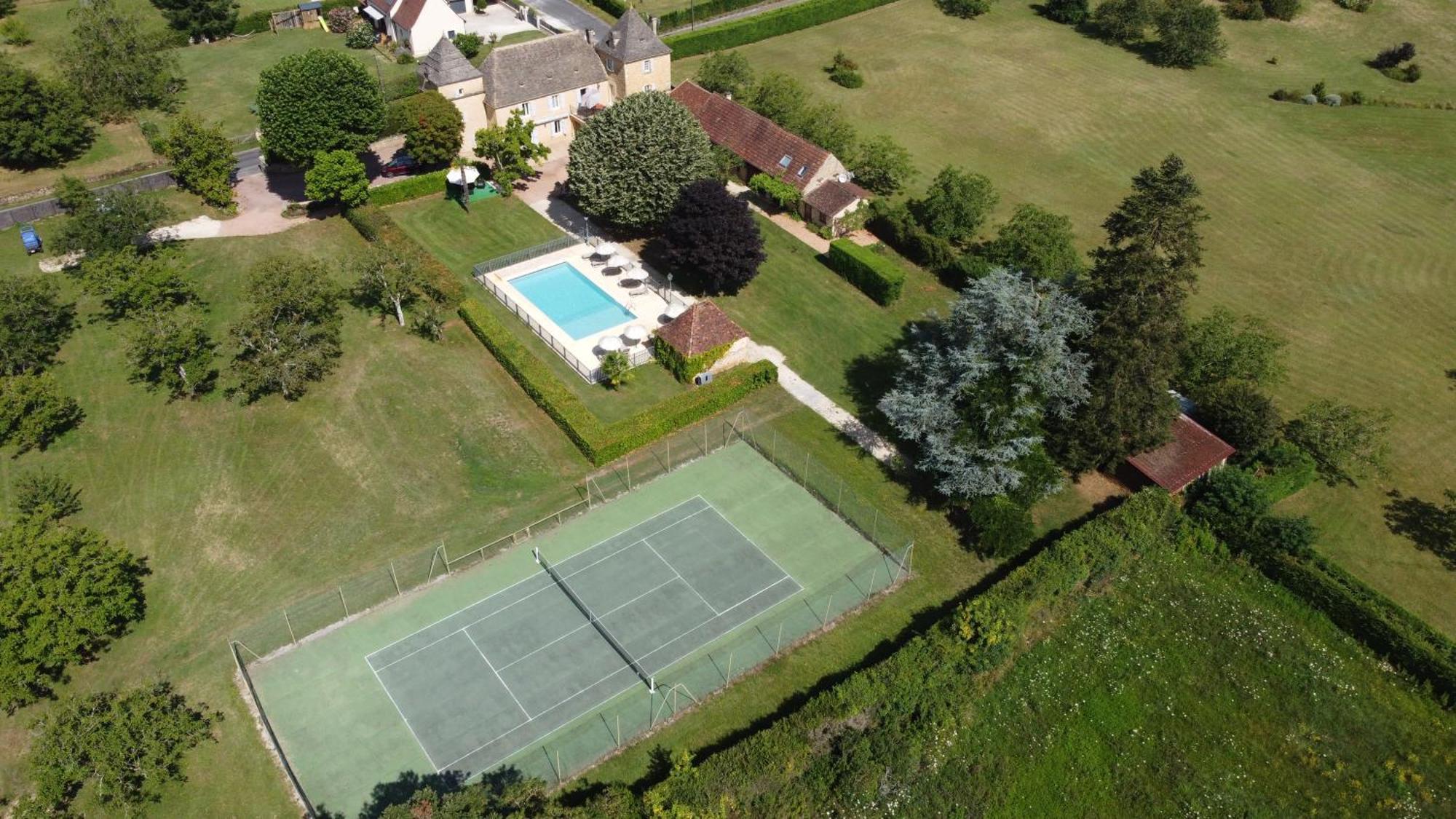 Domaine Jolidetour Climatise, Piscine Et Tennis Prives Hotel Saint-Crépin-et-Carlucet Kültér fotó