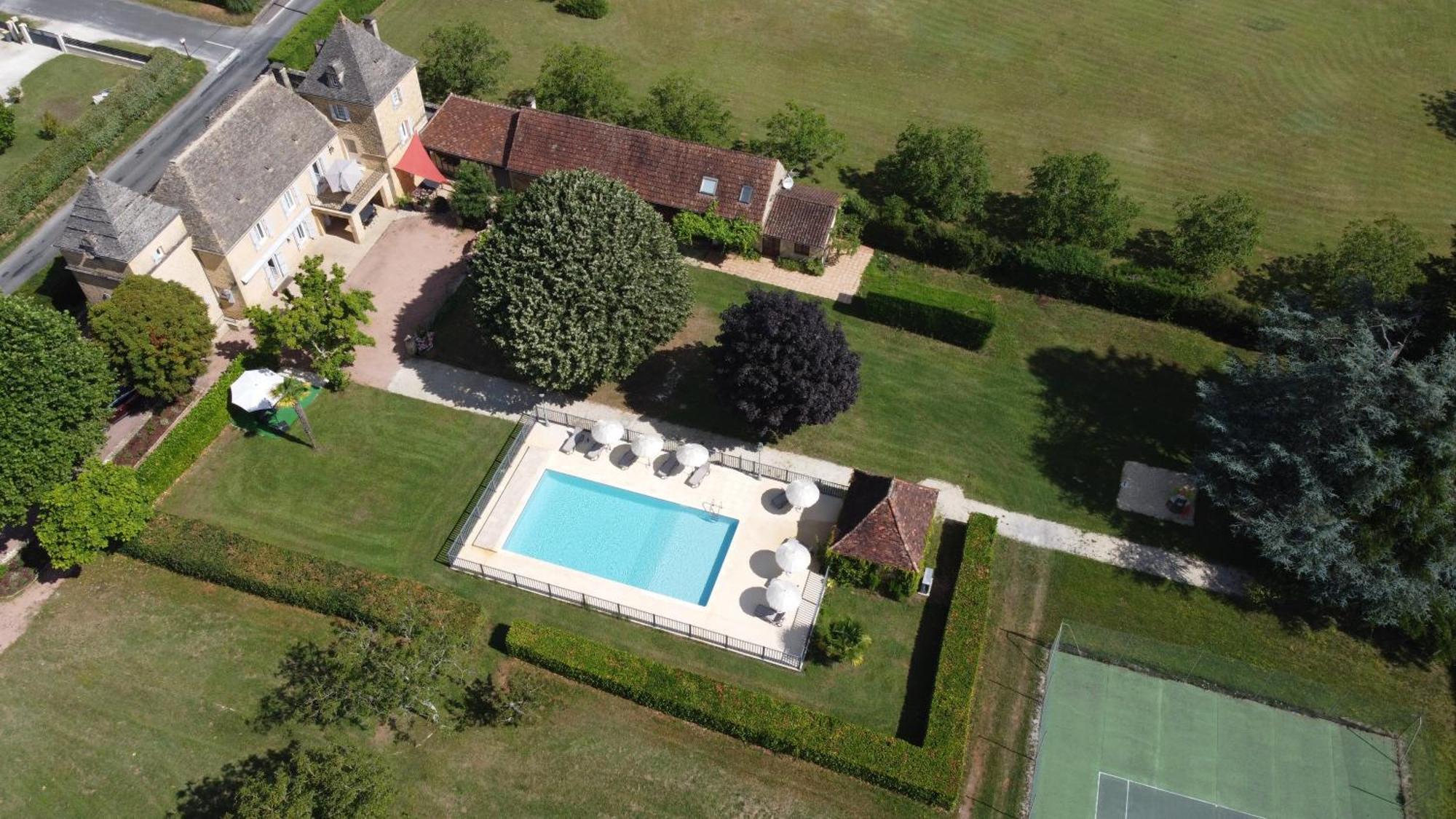 Domaine Jolidetour Climatise, Piscine Et Tennis Prives Hotel Saint-Crépin-et-Carlucet Kültér fotó